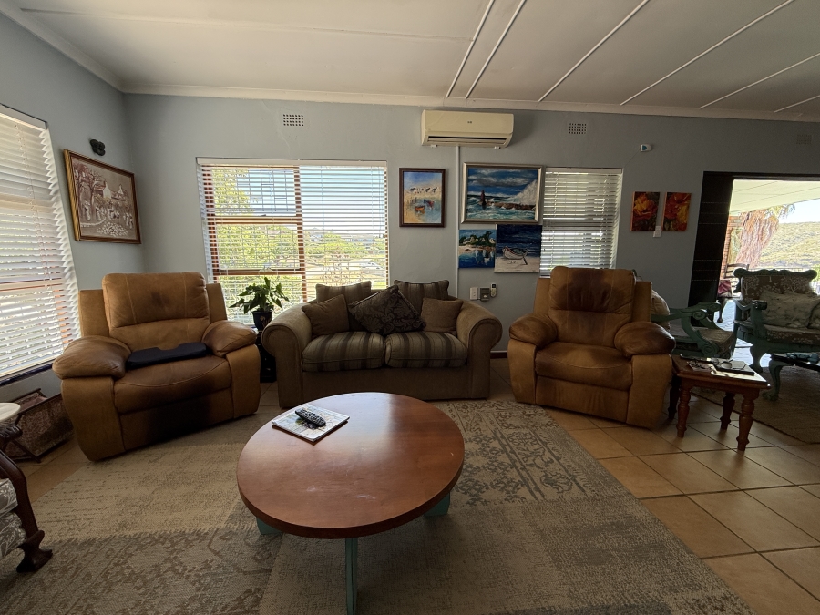 3 Bedroom Property for Sale in Stilbaai Wes Western Cape